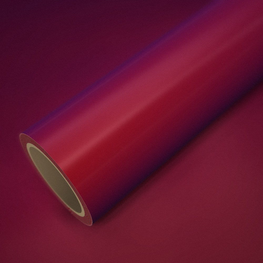 Rolle Folie Magic Rot (Color Flip) auf einem Bogen derselben Folie