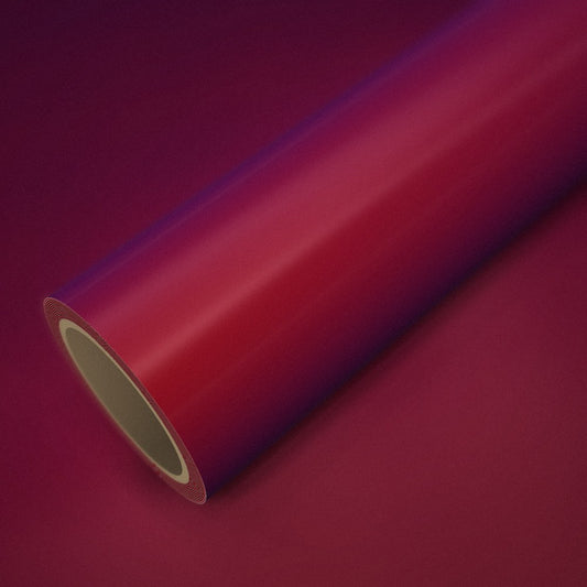 Rolle Folie Magic Rot (Color Flip) auf einem Bogen derselben Folie